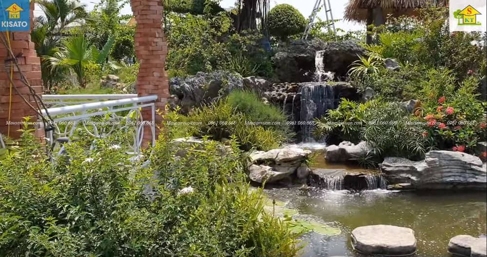 2SS Mẫu Hồ Cá Koi Đẹp Cho Không Gian Sân Vườn Cafe Vườn Ngoài Trời